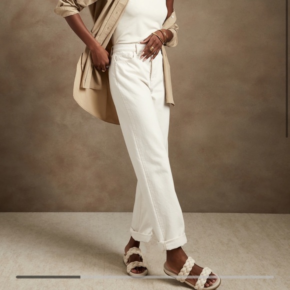 Banana Republic Denim - NWT Banana Republic Loose Jean Stovepipe white Jean Denim 31 Petite 10 P 10P